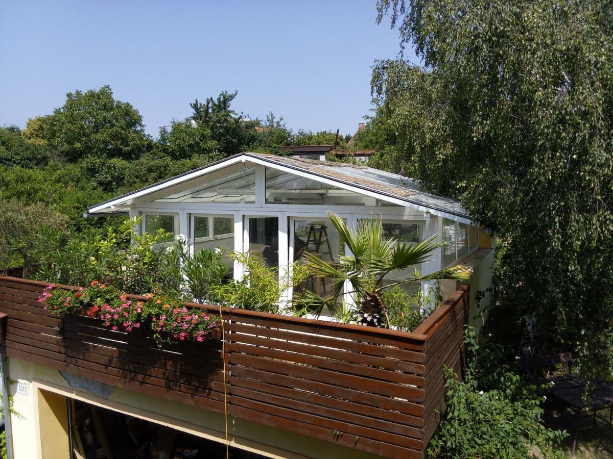 Greenhouse Just 15 Min From The Old Town Bratislava Esterno foto
